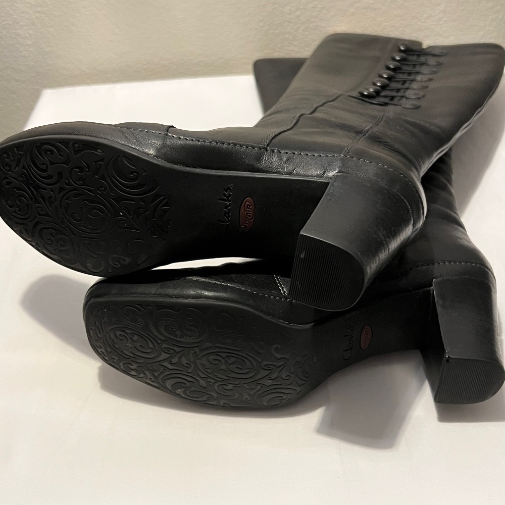 Clarks Heeled Boots - Picture 3 of 5